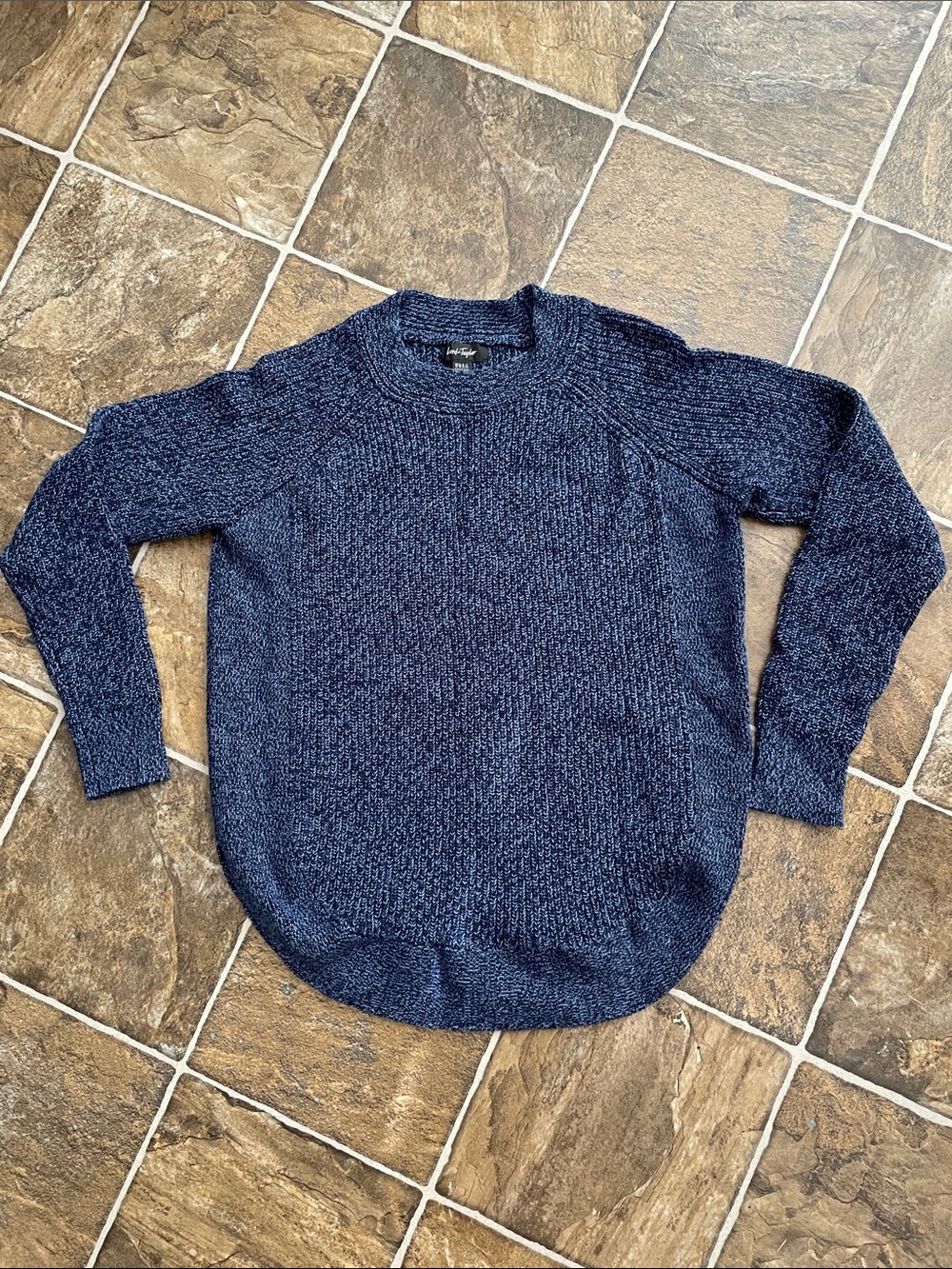 Lord and Taylor knit sweater XL